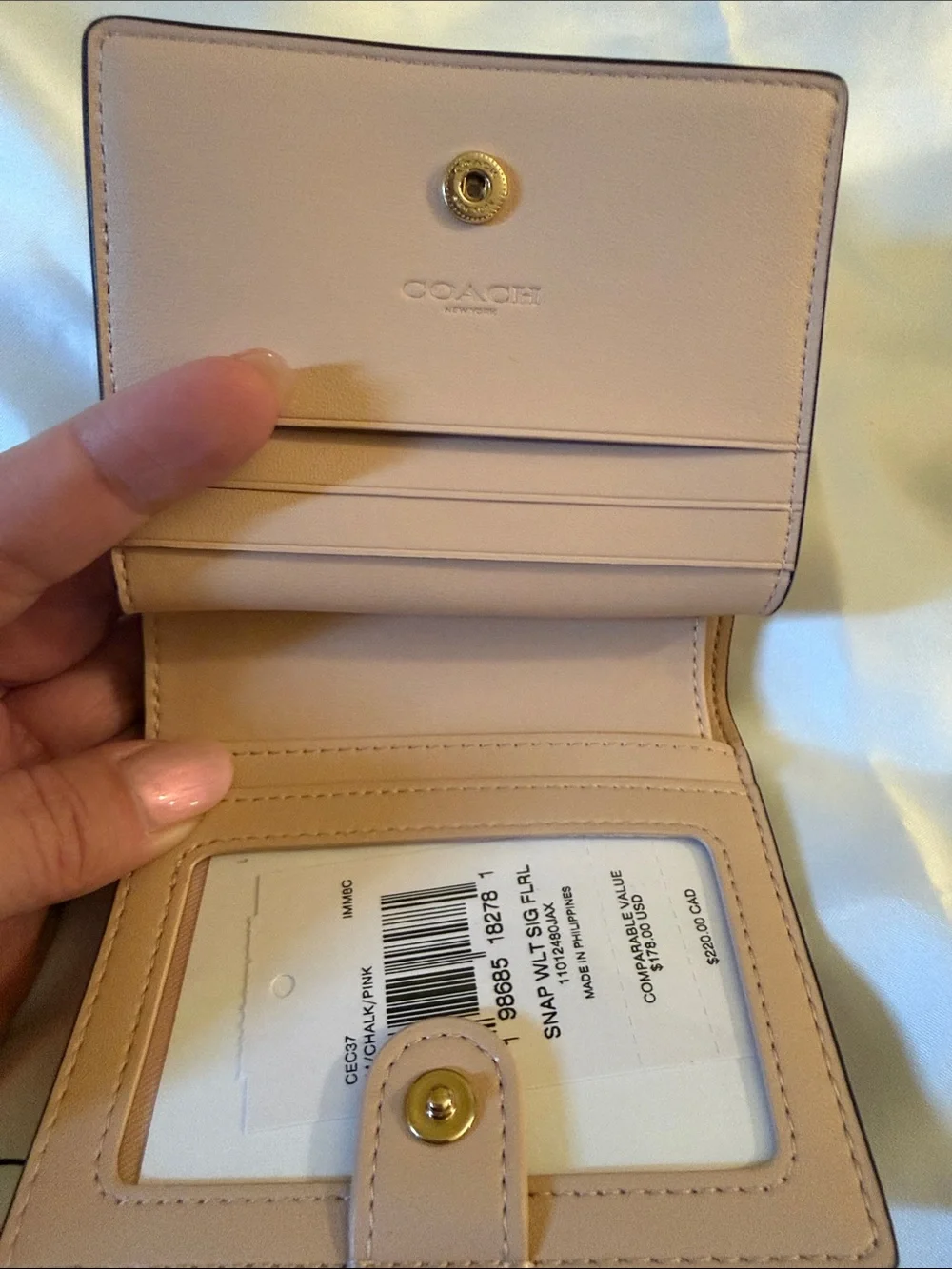 🩷🧡Coach NWT Chalk/Pink/Peach Signature Canvas Small Snap Wallet /Gold Hardware